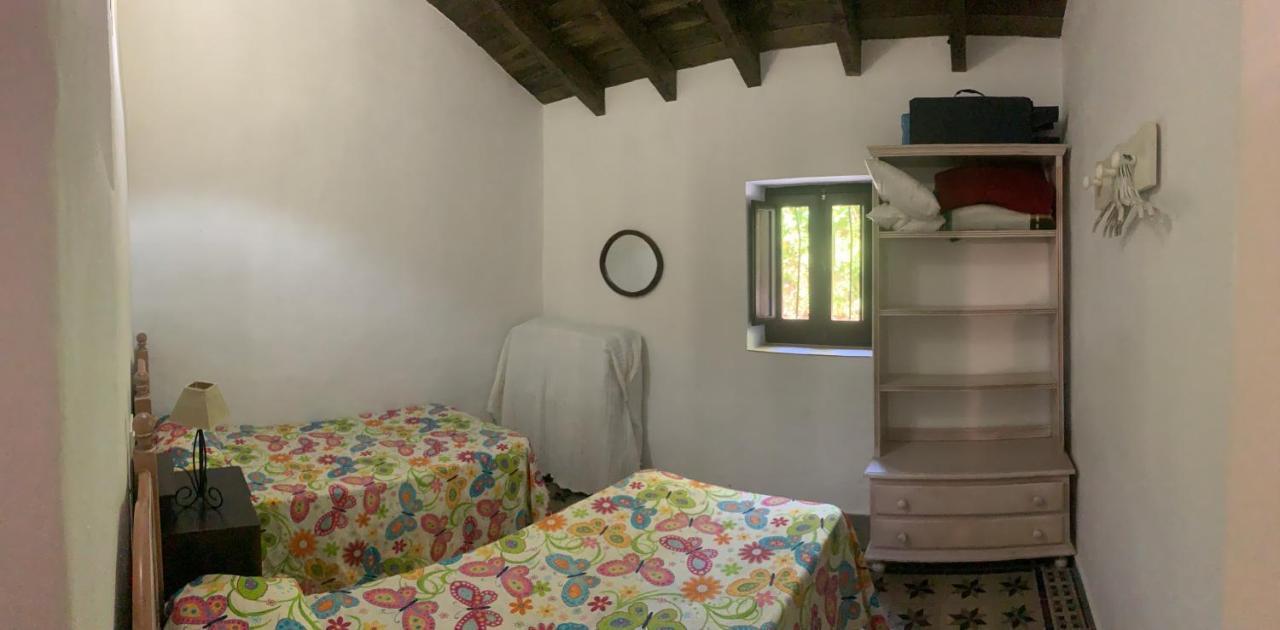 La Fuente De El Nacimiento Guest House Benamahoma Luaran gambar