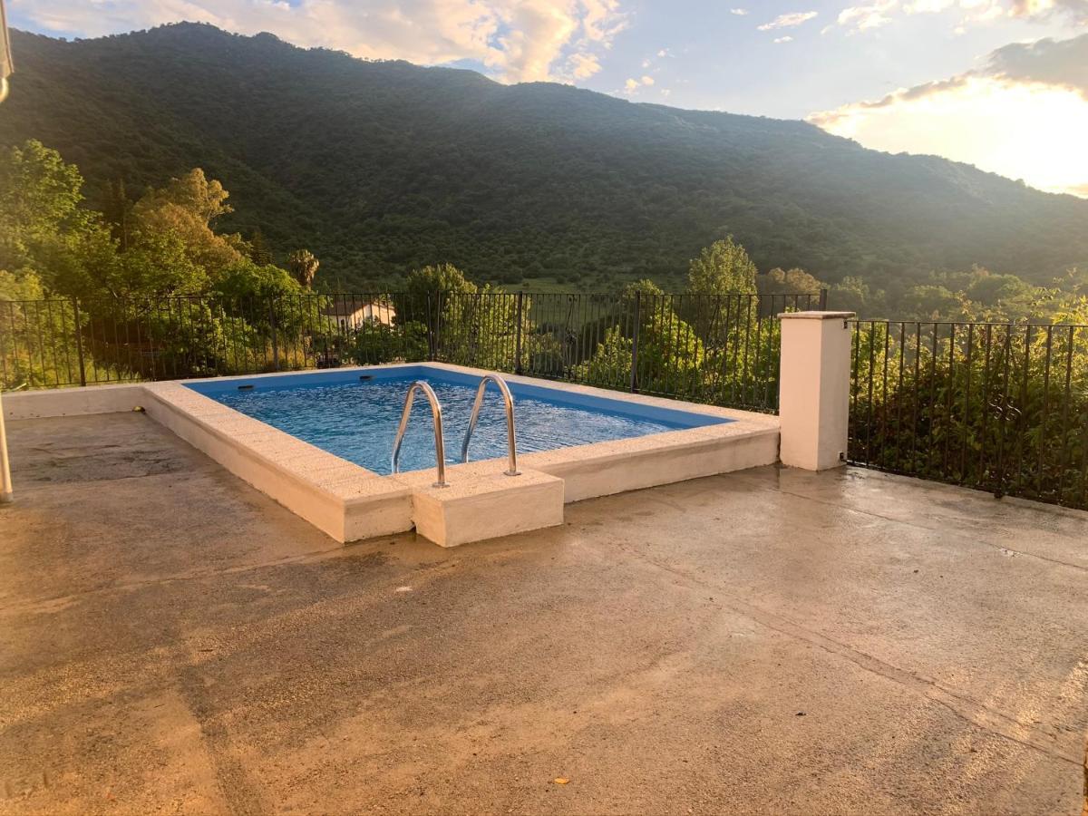 La Fuente De El Nacimiento Guest House Benamahoma Luaran gambar