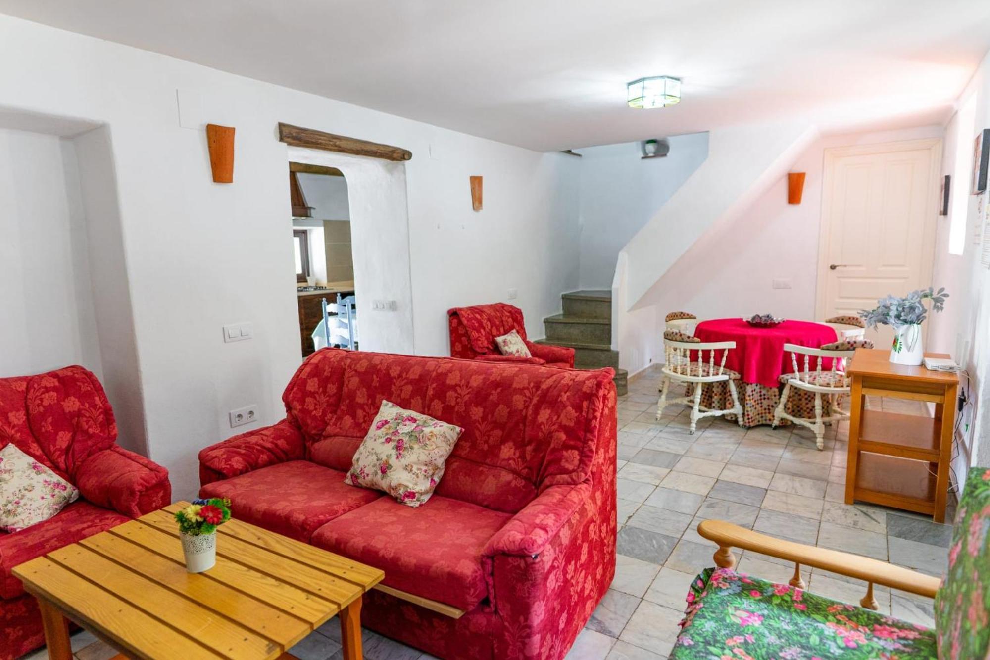 La Fuente De El Nacimiento Guest House Benamahoma Luaran gambar