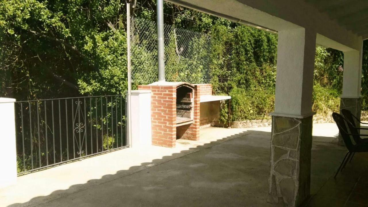 La Fuente De El Nacimiento Guest House Benamahoma Luaran gambar