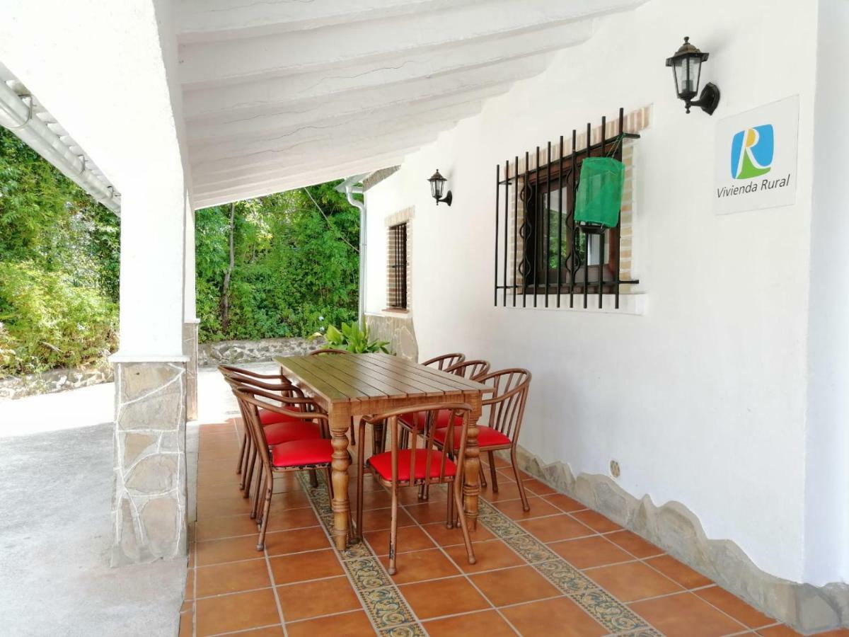 La Fuente De El Nacimiento Guest House Benamahoma Luaran gambar